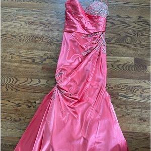 Strapless prom dress , cross cross lace up back , like new condition